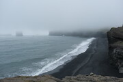 Küste beim Kap Dyrhólaey, Island